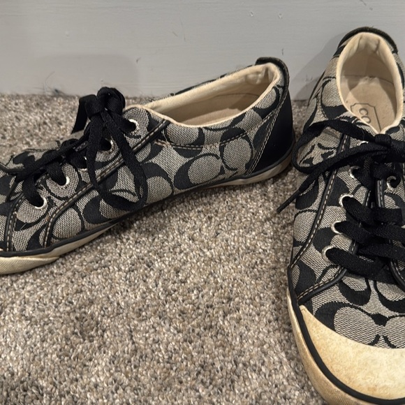 Coach Gray and Black Sneaker Tennis Shoes - Size 8 - Picture 5 of 9